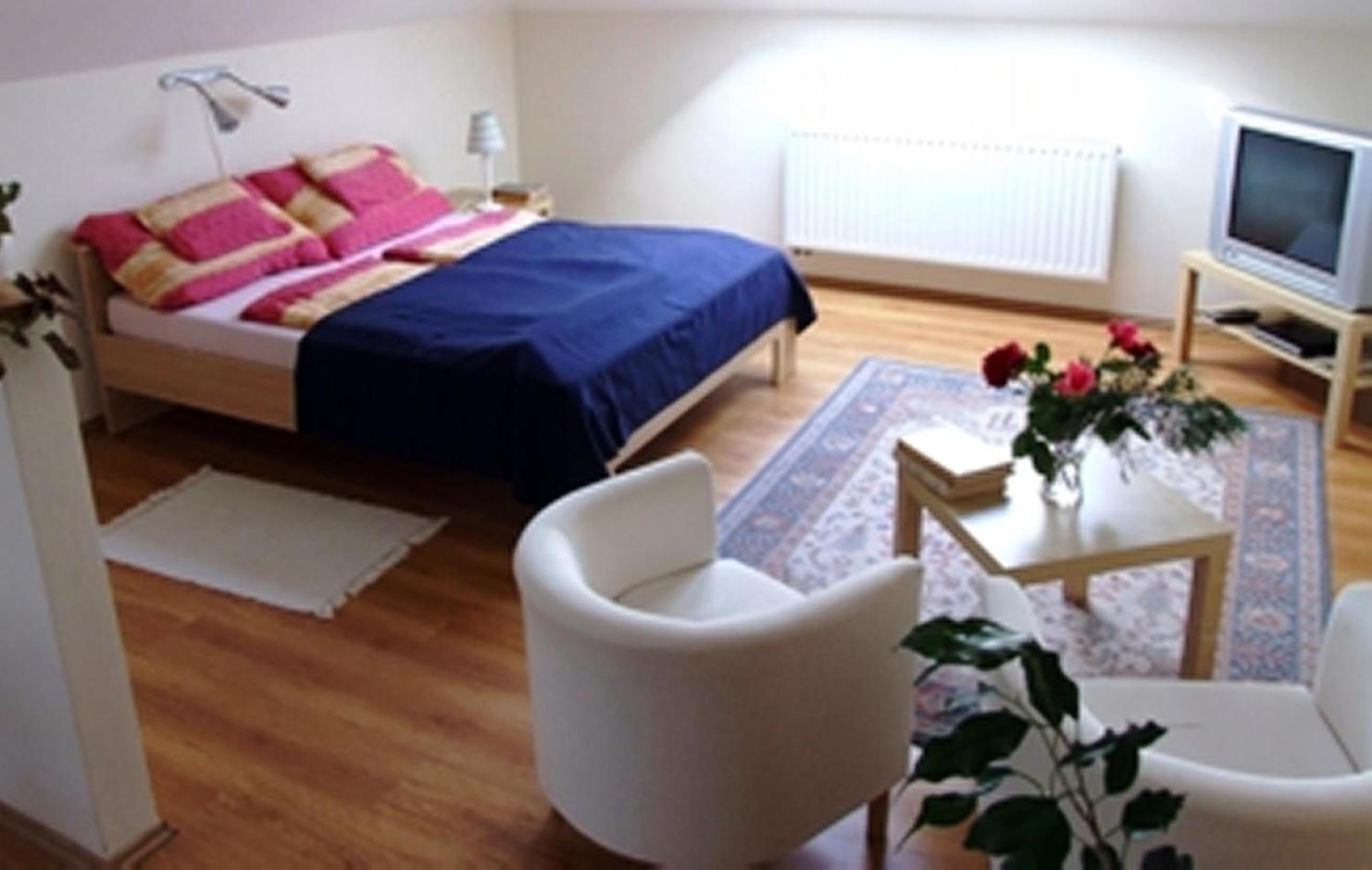 Ilona Apartmanhaz Komárom Exterior photo